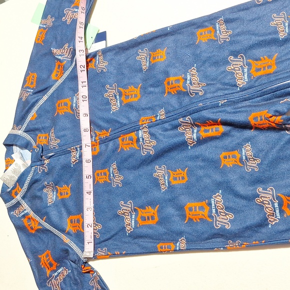 Genuine Merchandise Detroit Tigers Sleepwear/Romper 3T - Picture 13 of 15